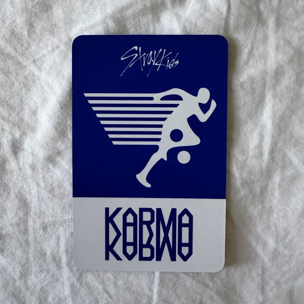 Hyunjin karma compact album photocard